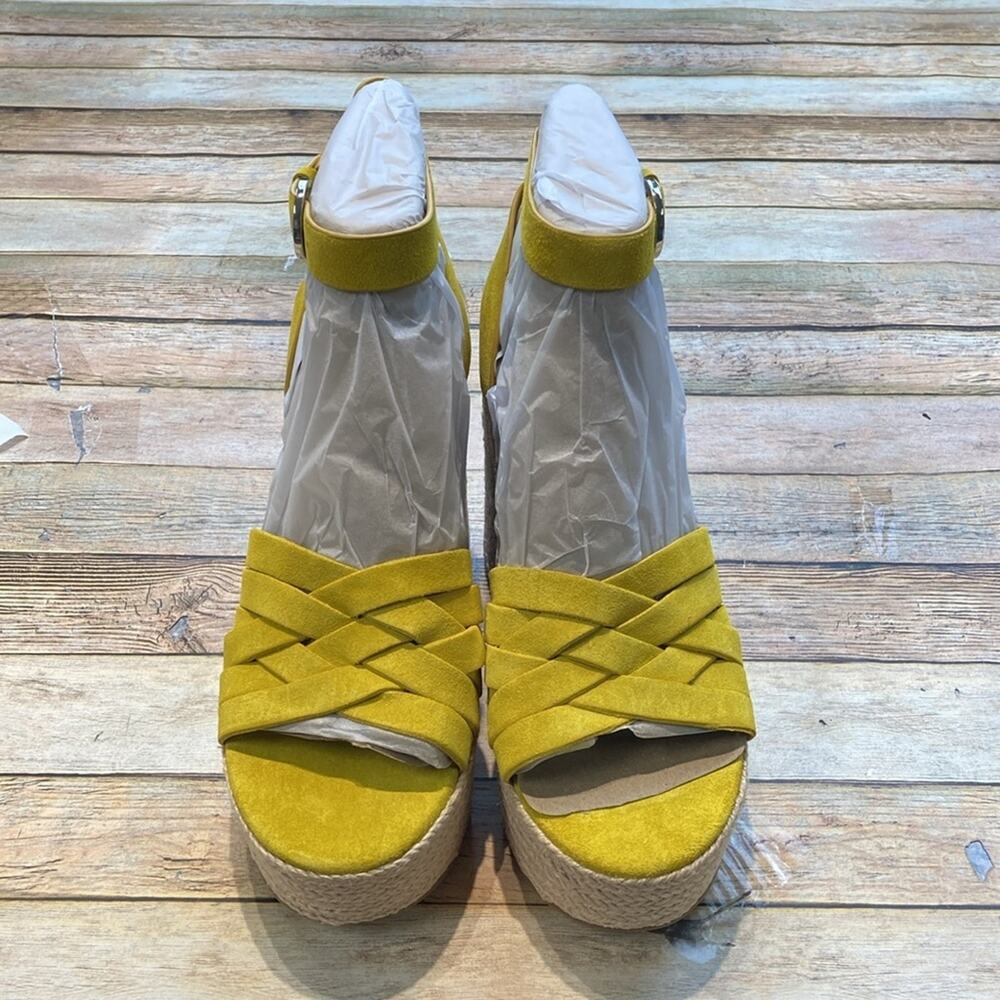 Marc Fisher LTD Oaten Wedge Sandal NWT - Picture 2 of 6